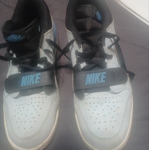 Nike Jordan Legacy size 8.5 pale blue